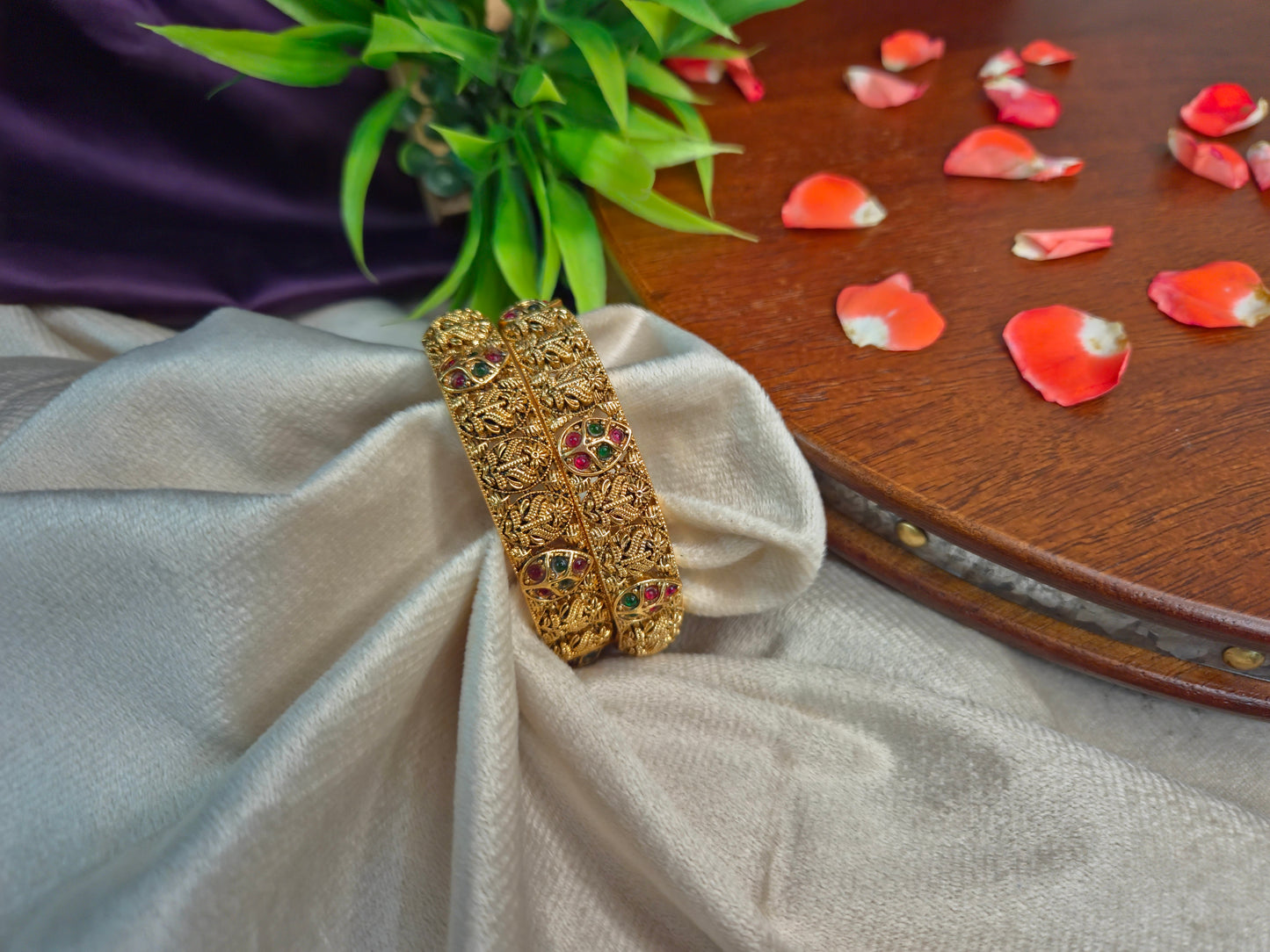 Antique Nakshi Leaf Motif Bangles