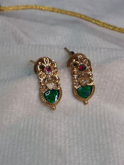 Premium Emerald Temple Necklace Set — Antique Gold with Earrings