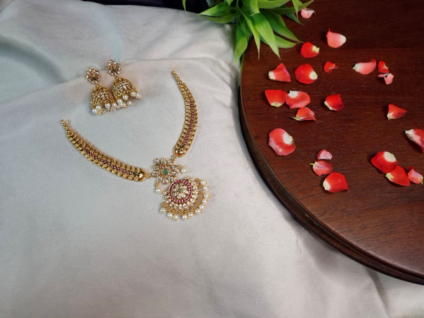 Floral Hasli Necklace Set — Antique Gold Floral Pendant with Jhumka Earrings
